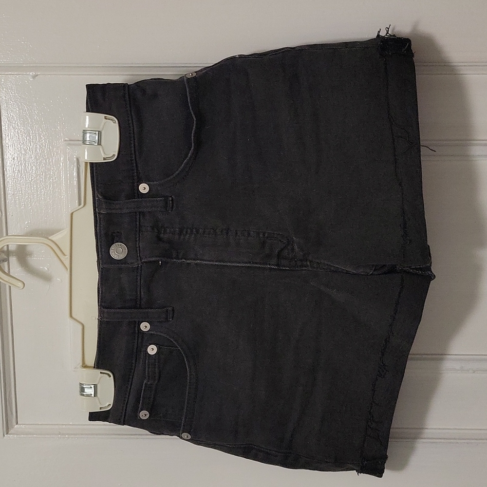 Madewell black high-rise denim shorts